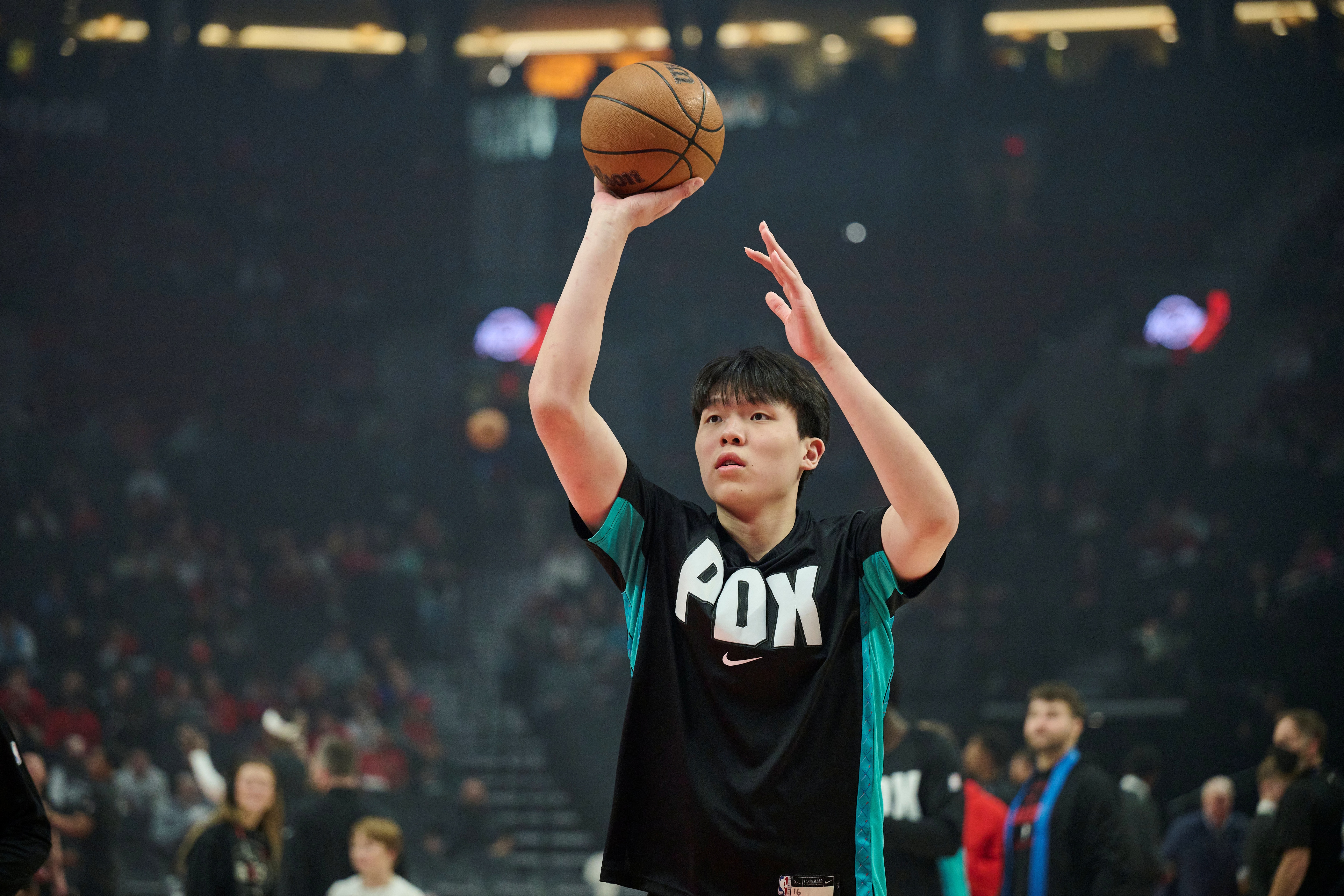 et365（中国）官方网站、APP下载、bet365 Sports-没有获得上场时间！开拓者10人轮换 杨瀚森枯坐一整场冷板凳